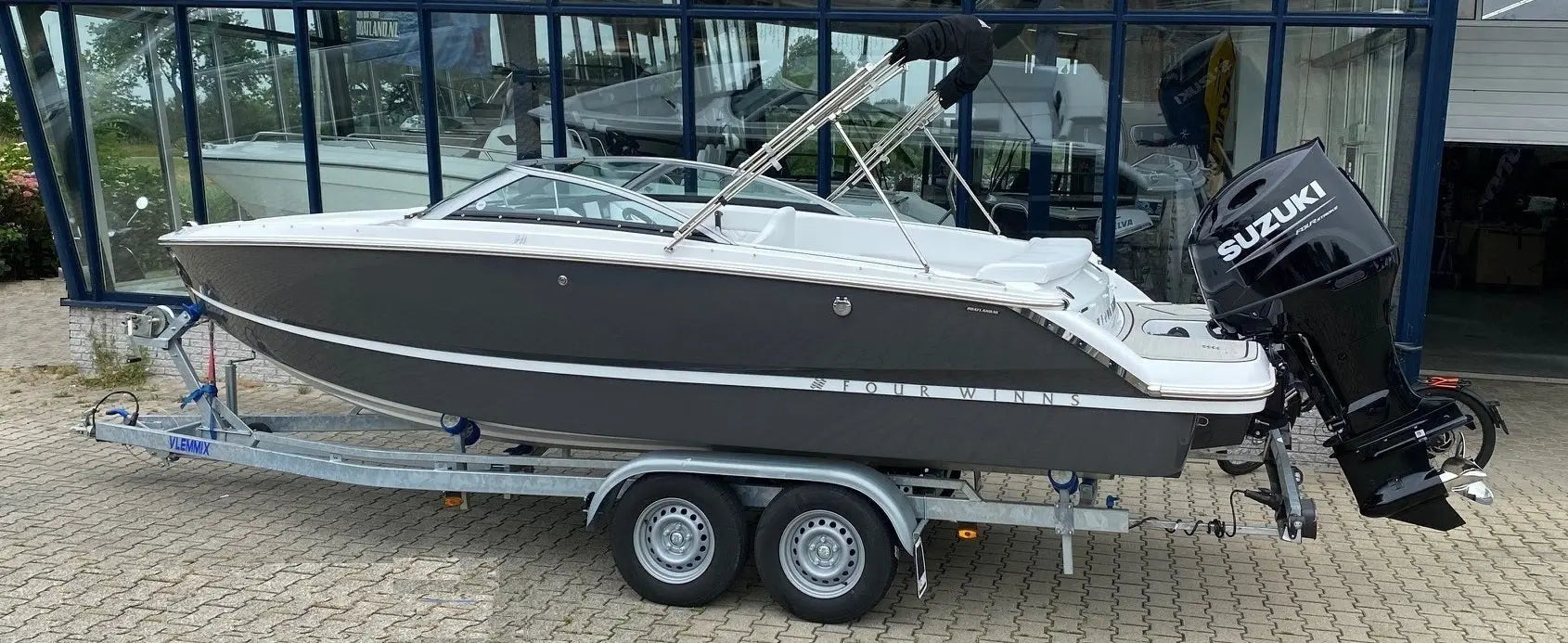 MOTOR-BOOTE 3 x