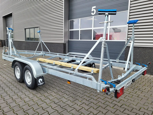 Vlemmix | SMT 2700/8 SB Segelboot EU-Trailer