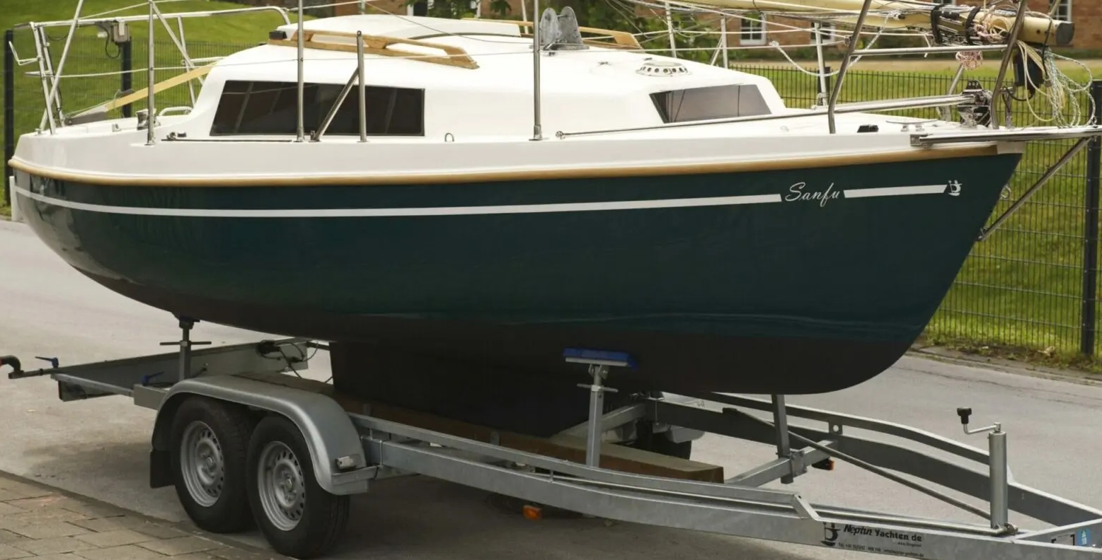 SEGELBOOT HUBKIEL