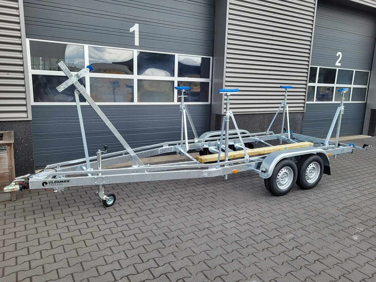 Vlemmix | SMT 2700/6 SB Segelboot EU-Trailer