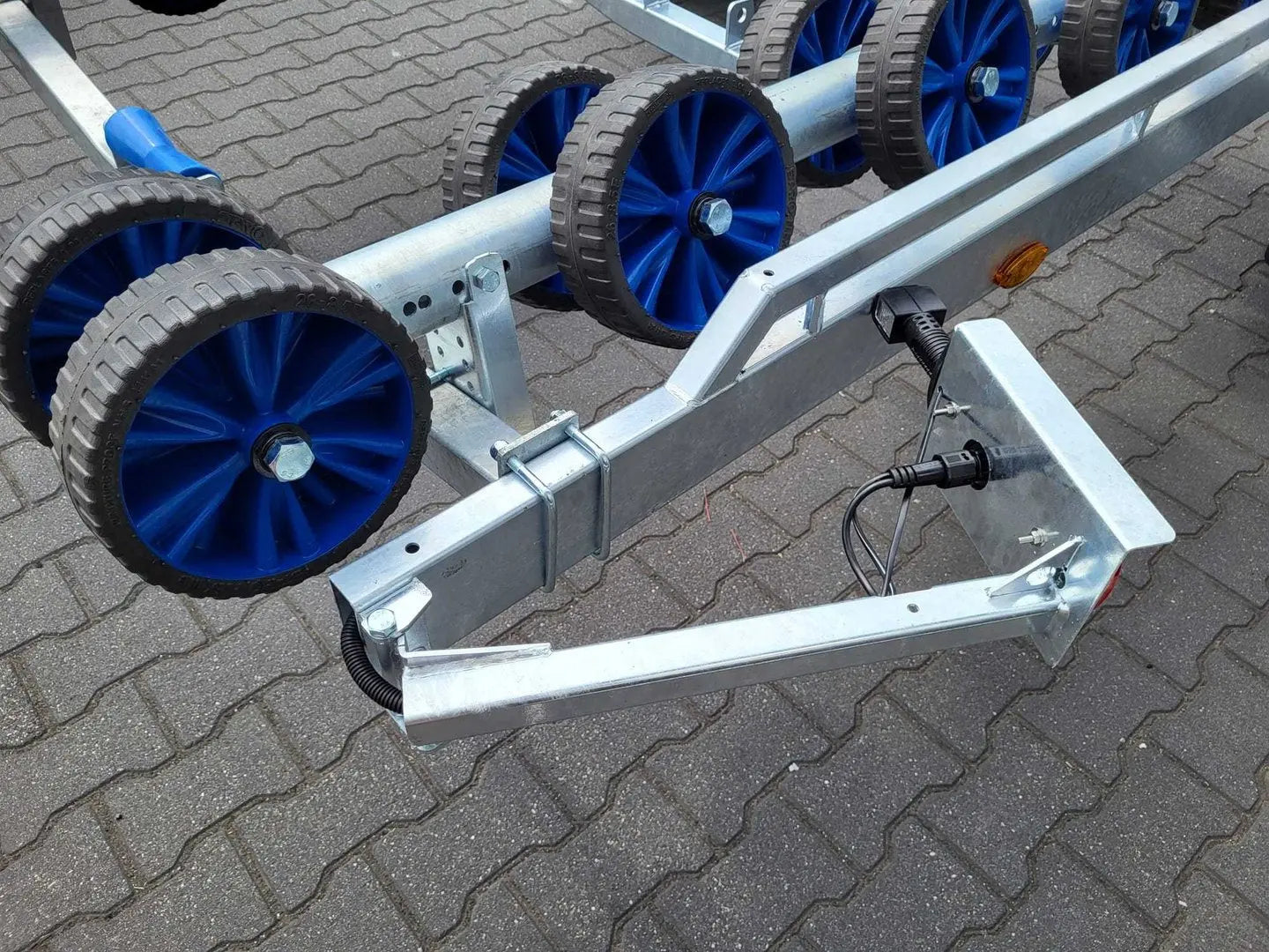 RÜCKLICHT ANBAUSET klappbar LED EU-Trailer